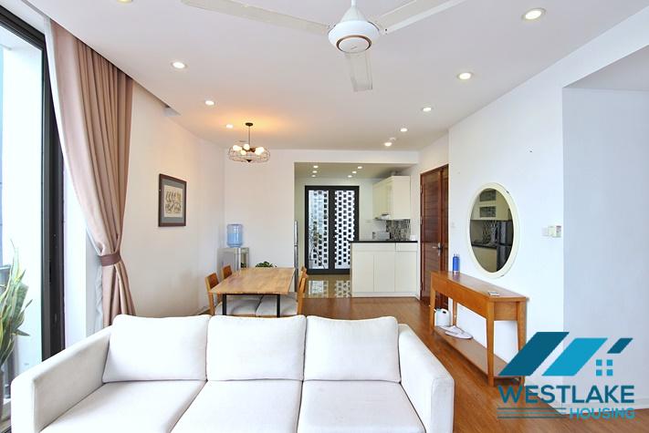 Căn Hộ Dịch Vụ 2 Phòng Ngủ Cho Thuê Tại Phố Xuân Diêu, Tây Hồ, Hà Nội