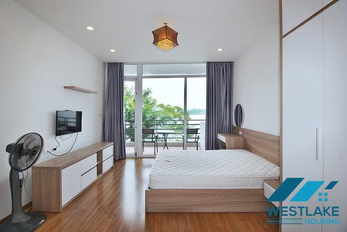 Lakeside serviced apartment for rent on Vu Mien street, Tay Ho, Ha Noi