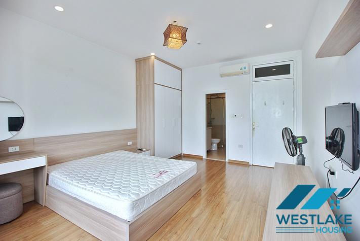 Lakeside serviced apartment for rent on Vu Mien street, Tay Ho, Ha Noi