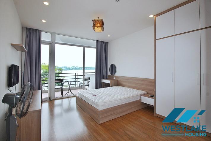 Lakeside serviced apartment for rent on Vu Mien street, Tay Ho, Ha Noi