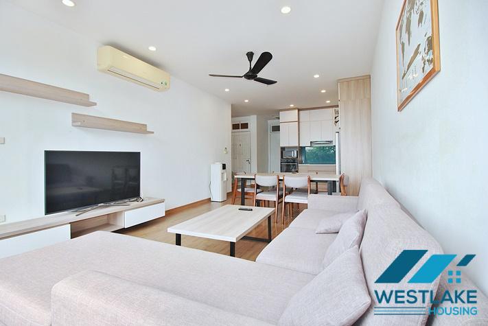 Lakeside serviced apartment for rent on Vu Mien street, Tay Ho, Ha Noi