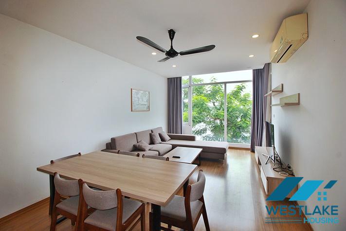 Lakeside serviced apartment for rent on Vu Mien street, Tay Ho, Ha Noi