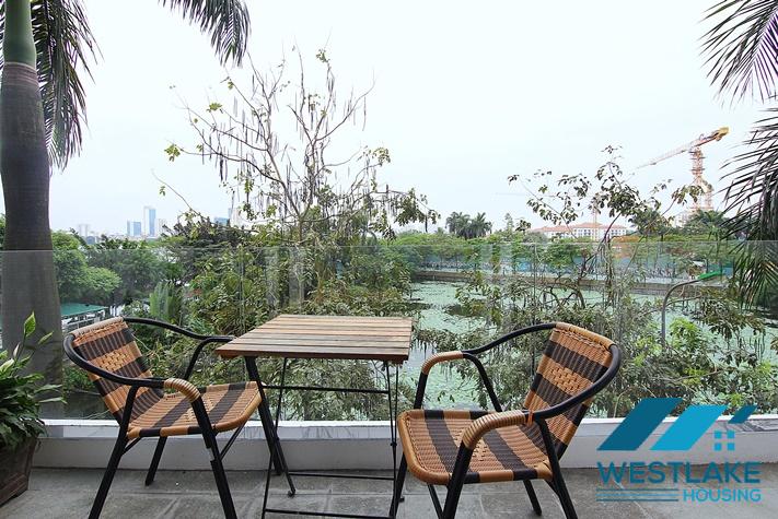 Căn Hộ Dịch Vụ 4 Phòng Ngủ Rộng Đẹp, View Hồ Thoáng Mát Cho Thuê Tại Phố Quảng khánh.Tây Hồ