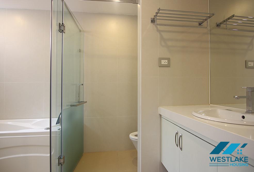 Căn Hộ 2 Phòng Ngủ Rộng Đẹp, Sáng Thoáng Cho Thuê Tại Tây Hồ, Hà Nội