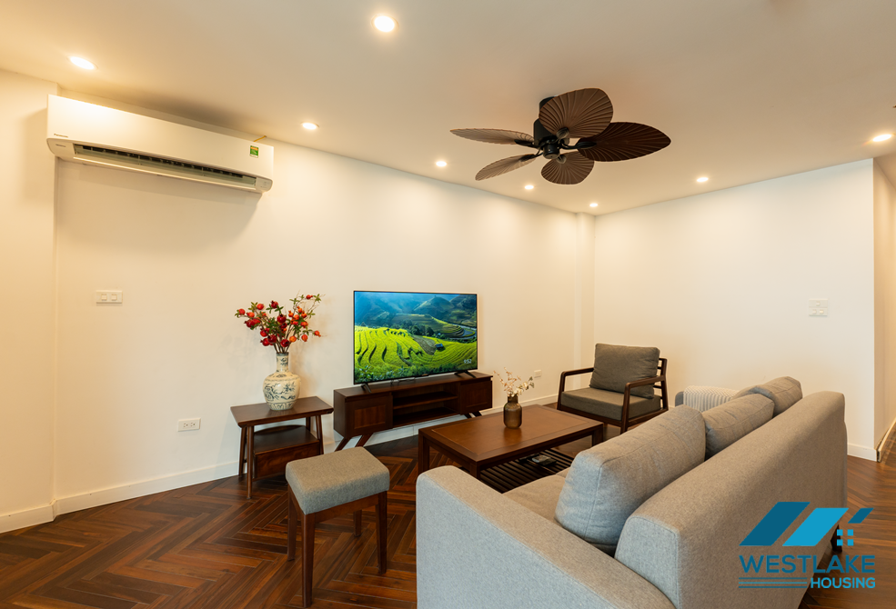 Brand new 03 bedrooms apartment with lake view for rent in Tay Ho, Ha Noi