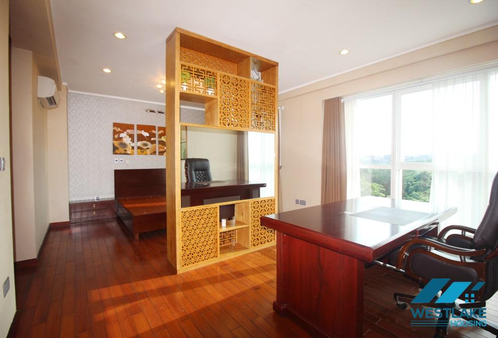 Good quality apartment for rent in Ciputra L Tower, Tay Ho ward, Ha Noi