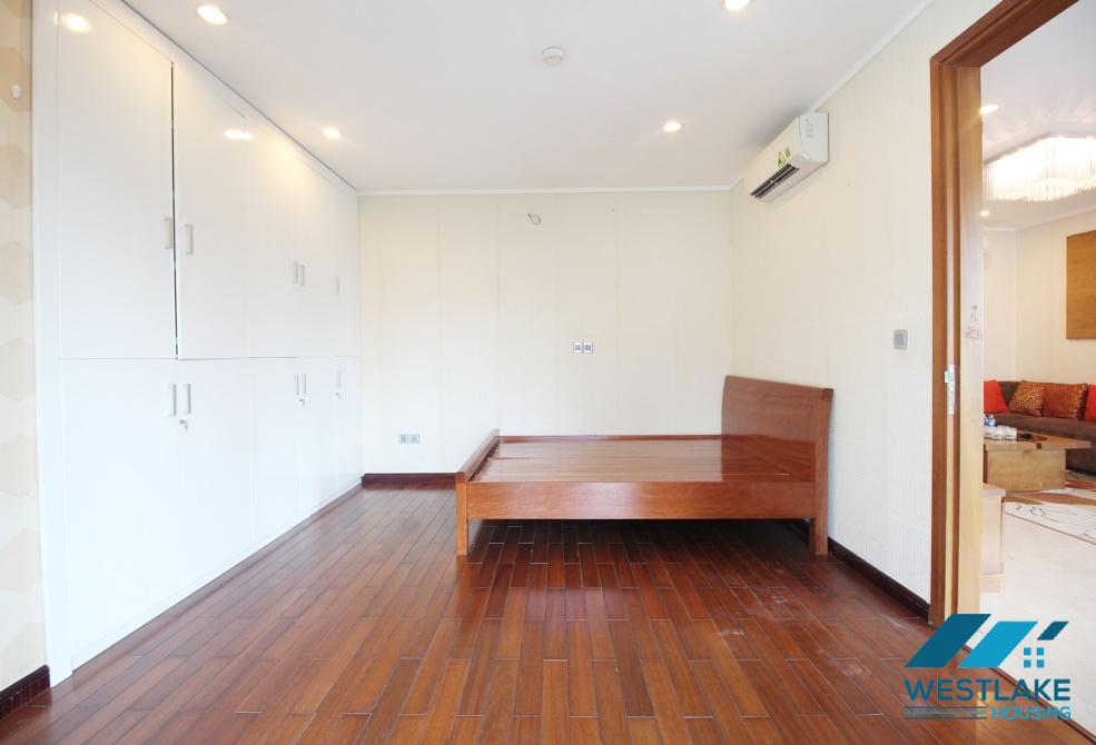 Good quality apartment for rent in Ciputra L Tower, Tay Ho ward, Ha Noi