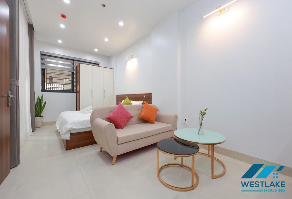 A lovely studio for rent in Xuan Dieu, Tay Ho, Ha Noi
