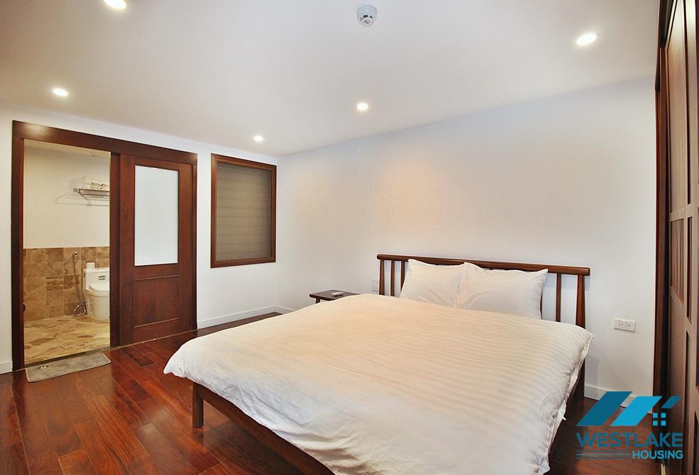 Lake view 03 bedrooms apartment for rent in Tay Ho, Ha Noi