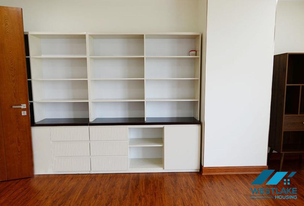 Luxury 4 beds apartment in L2 Block, Ciputra, Tay Ho ward, Ha Noi