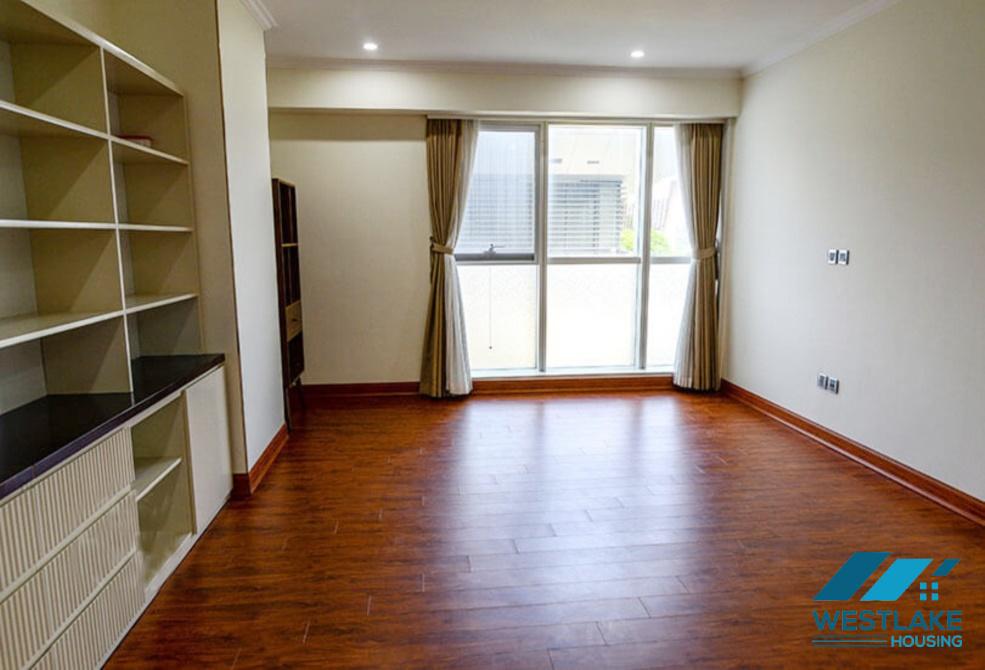 Luxury 4 beds apartment in L2 Block, Ciputra, Tay Ho ward, Ha Noi