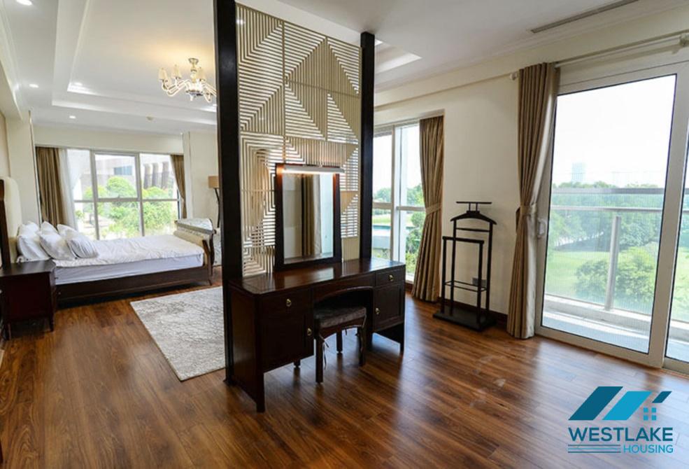 Luxury 4 beds apartment in L2 Block, Ciputra, Tay Ho ward, Ha Noi