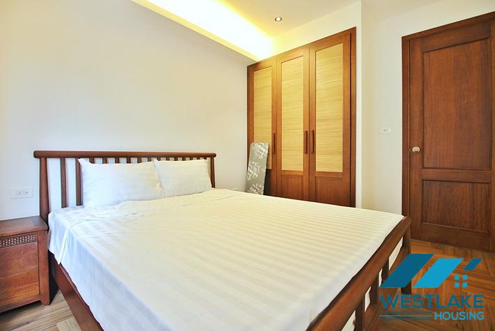 A bright 02 bedrooms apartment with large balcony in Tay Ho, Ha Noi for rent