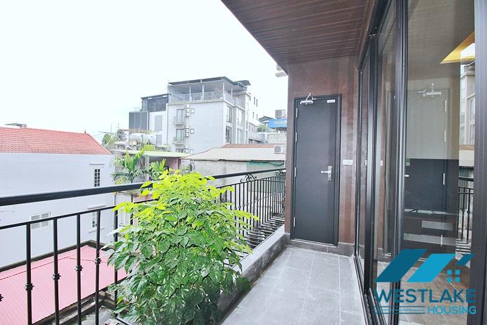 A bright 02 bedrooms apartment with large balcony in Tay Ho, Ha Noi for rent