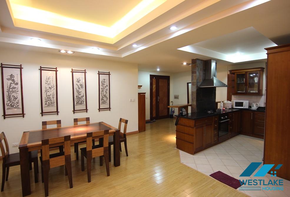 Cho thuê căn hộ 3 phòng ngủ rộng rãi tại khu Ciputra