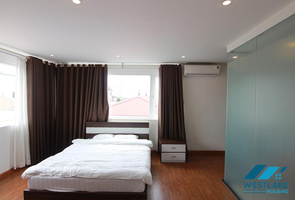 A top floor 2 bedroom apartment for rent in Xuan Dieu, Tay Ho