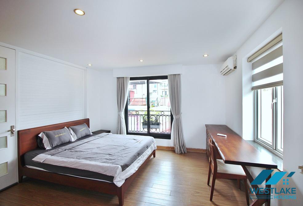 A brightly and affordable 2 bedroom apartment for rent in Tay Ho, Ha Noi
