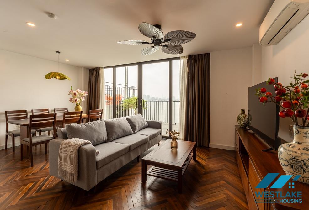 Cho Thuê Căn Hộ 2 Phòng Ngủ Ban Công Rộng, View Hồ Tuyệt Đẹp Tại Tây Hồ, Hà Nội