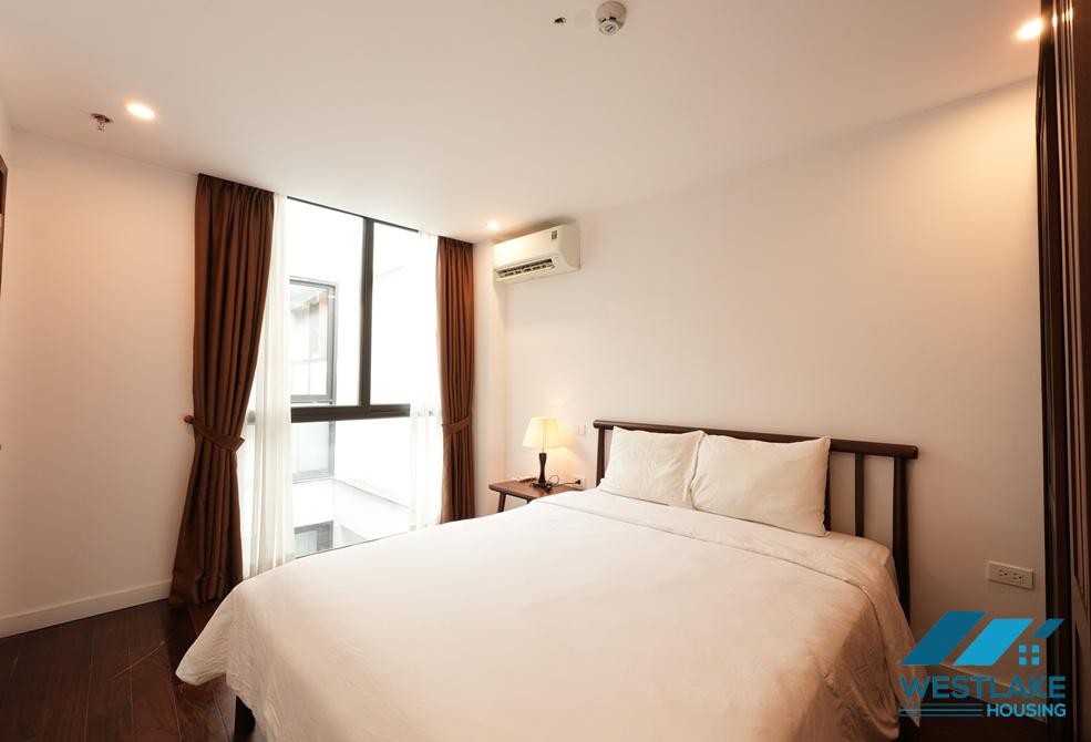 Cho Thuê Căn Hộ 2 Phòng Ngủ Ban Công Rộng, View Hồ Tuyệt Đẹp Tại Tây Hồ, Hà Nội
