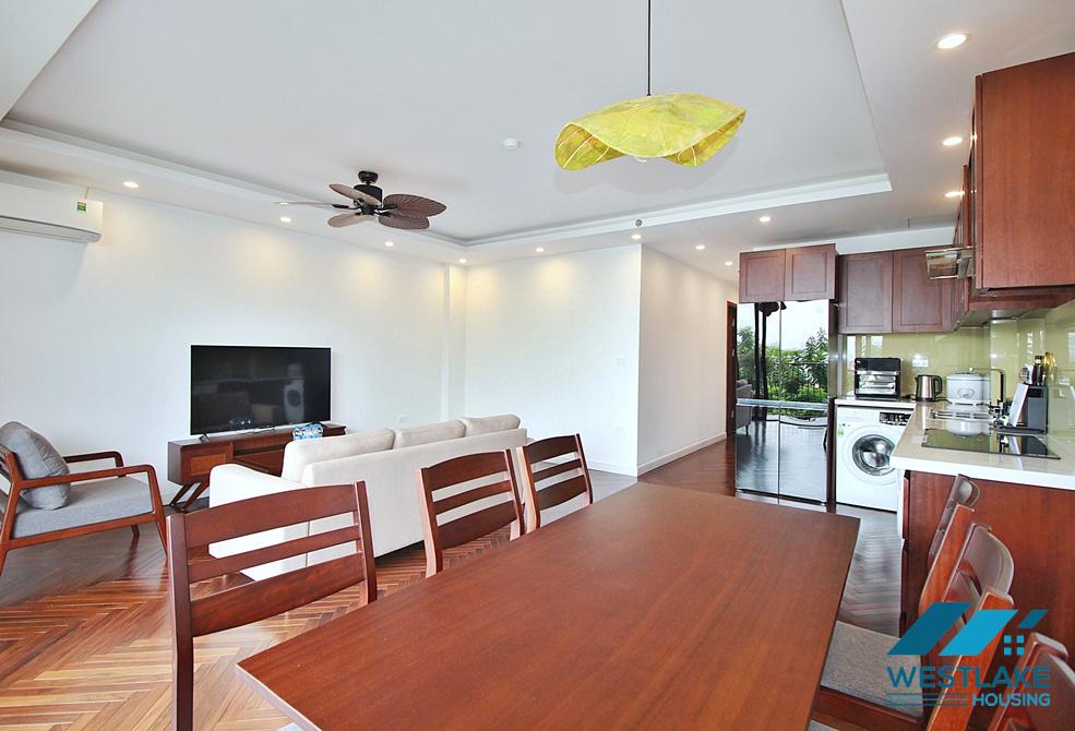 Cho Thuê Căn Hộ 3 Phòng Ngủ Mới Đẹp, Chất Lượng, View Hồ Tại Phố Vũ Miện, Tây Hồ, Hà Nội
