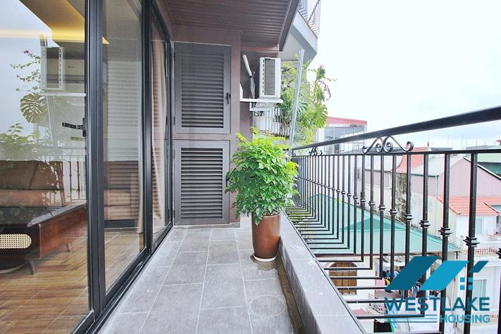 Nice 02 bedrooms apartment with large balcony for rent in Tay Ho, Ha Noi