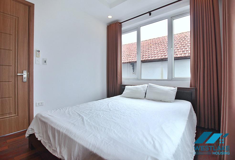 Bright 01 bedroom apartment have balcony for rent in Tay Ho, Ha Noi