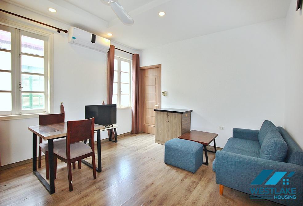 Affordable price one bedroom apartment for rent in Tay Ho, Ha Noi