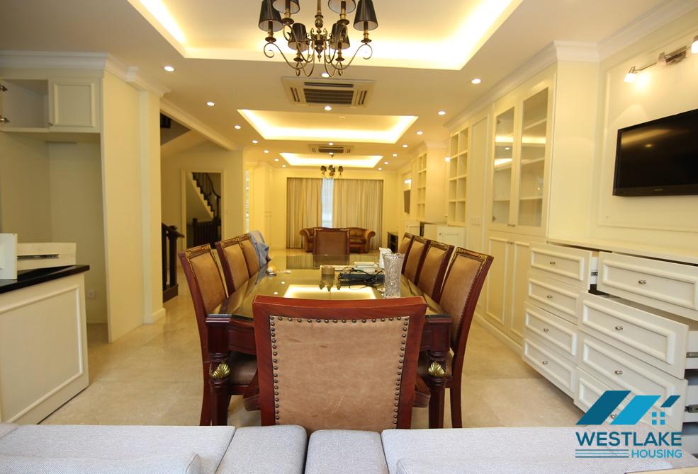 A nice and beautiful 4 bedroom house for rent in Tay Ho, Ha Noi