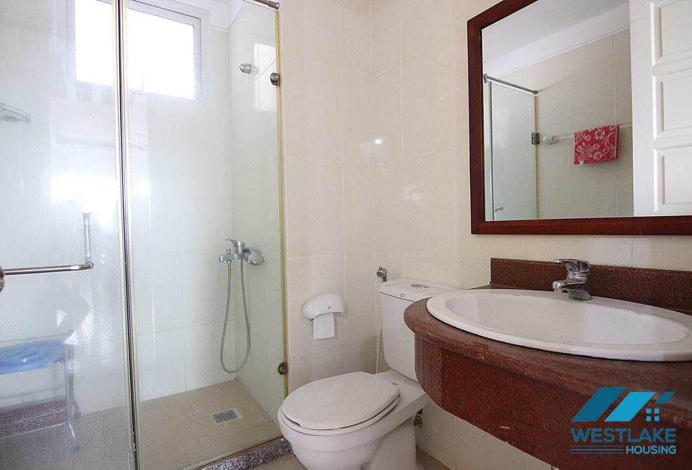 Cho thuê căn hộ đầy đủ nội thất tại tòa nhà E, khu Ciputra