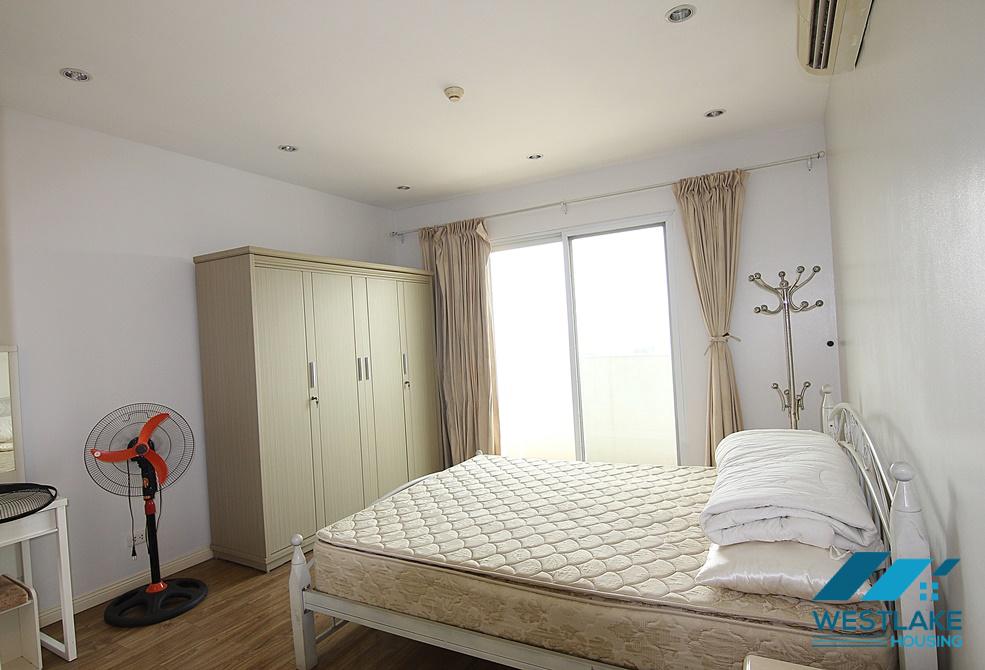 Cho thuê căn hộ đầy đủ nội thất tại tòa nhà E, khu Ciputra