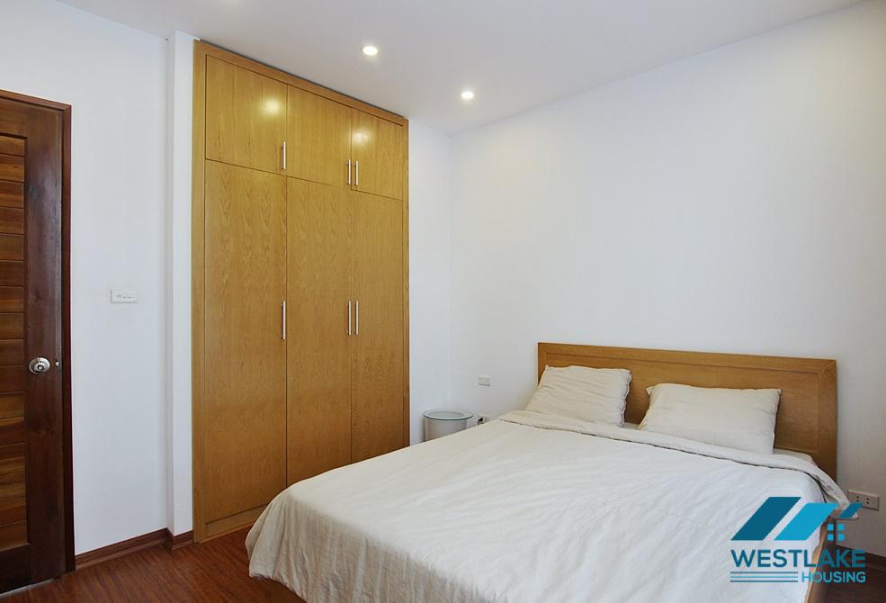 Bright 2 bedroom apartment for rent in Xuan Dieu, Tay Ho, Ha Noi