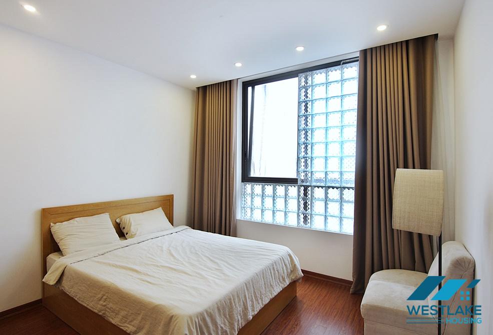 Bright 2 bedroom apartment for rent in Xuan Dieu, Tay Ho, Ha Noi