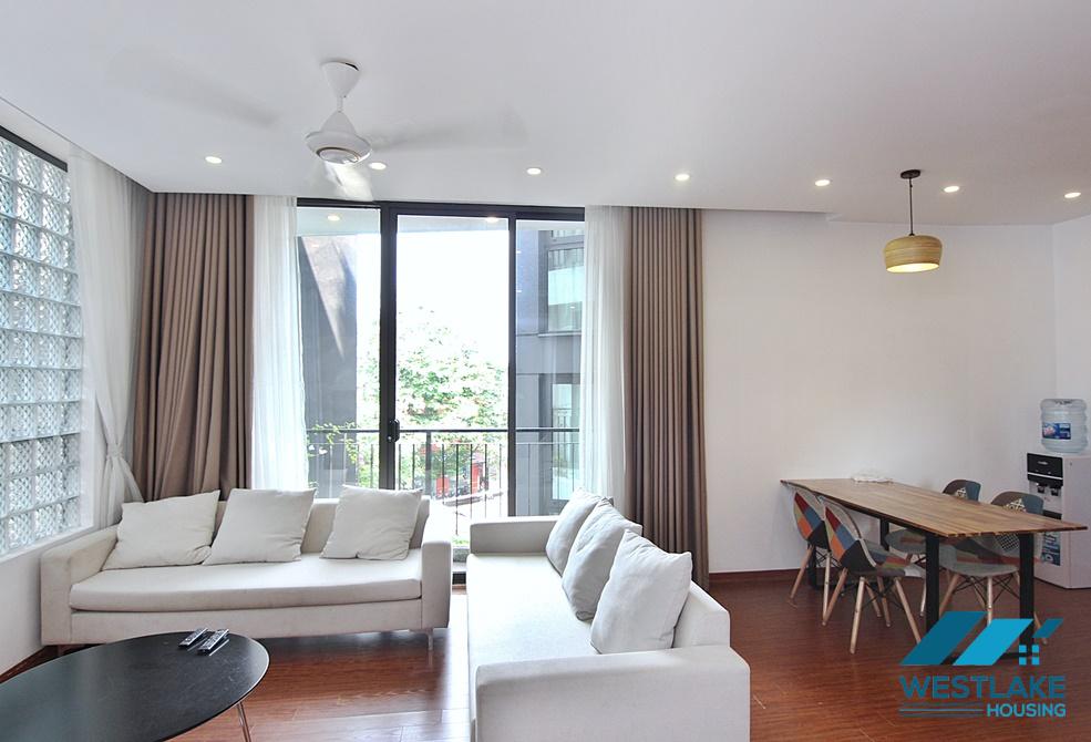 Bright 2 bedroom apartment for rent in Xuan Dieu, Tay Ho, Ha Noi