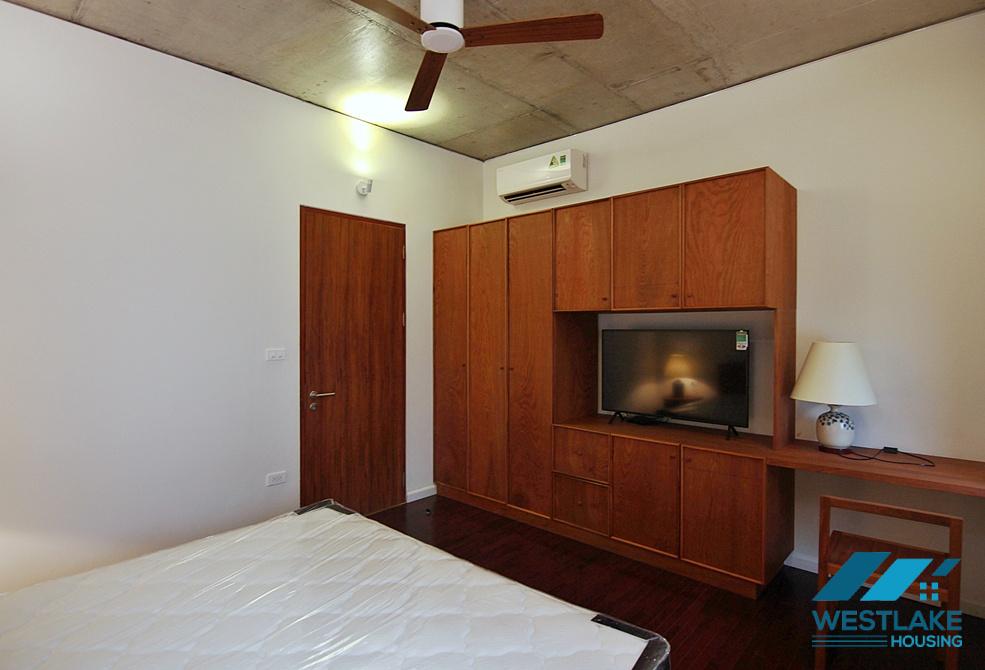 Good quality and clean 03 bedrooms apartment for rent in Tay Ho, Ha Noi