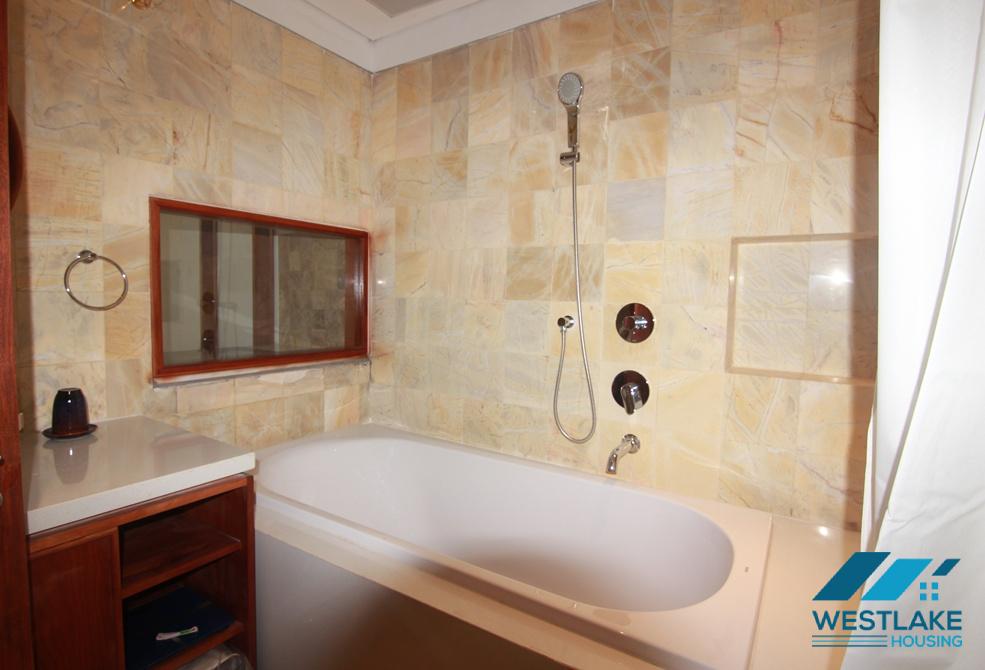 Cosy 02 bedrooms apartment with lake view for rent in Tay Ho, Ha Noi