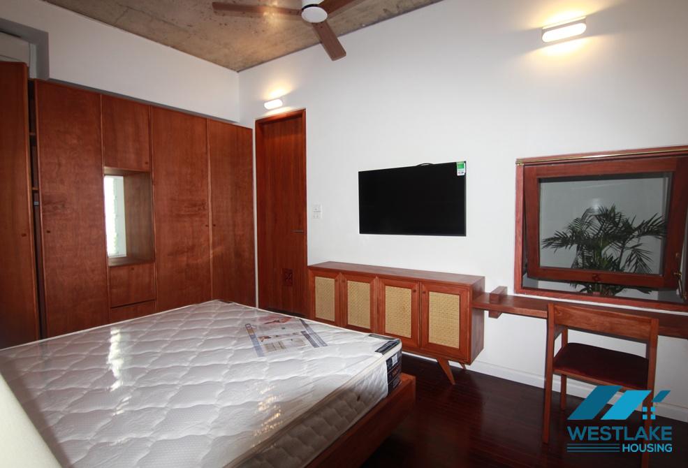 Cosy 02 bedrooms apartment with lake view for rent in Tay Ho, Ha Noi