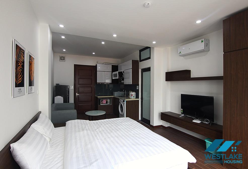 A cheap studio for rent in Xuan Dieu, Tay Ho, Ha Noi