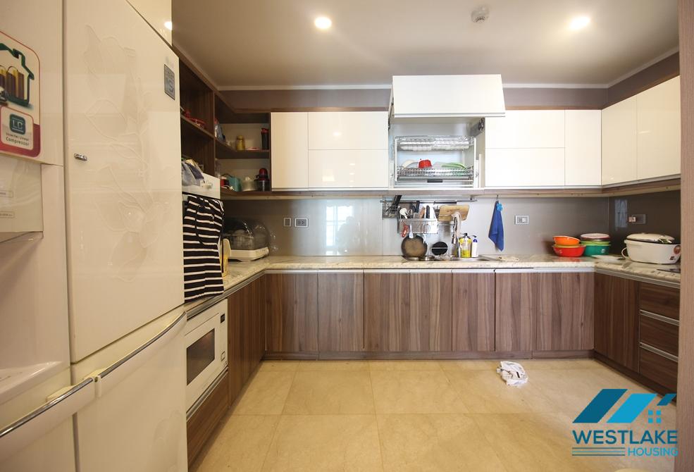 Nice apartment for rent in ciputra with luxurious furniture and modern equipment, Tay Ho, Ha Noi