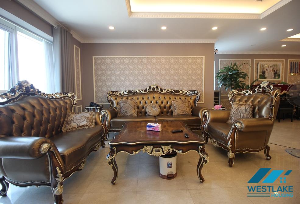 Nice apartment for rent in ciputra with luxurious furniture and modern equipment, Tay Ho, Ha Noi