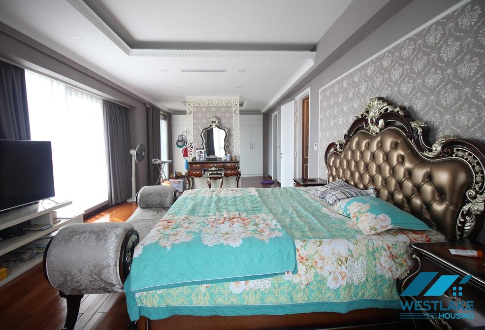 Nice apartment for rent in ciputra with luxurious furniture and modern equipment, Tay Ho, Ha Noi