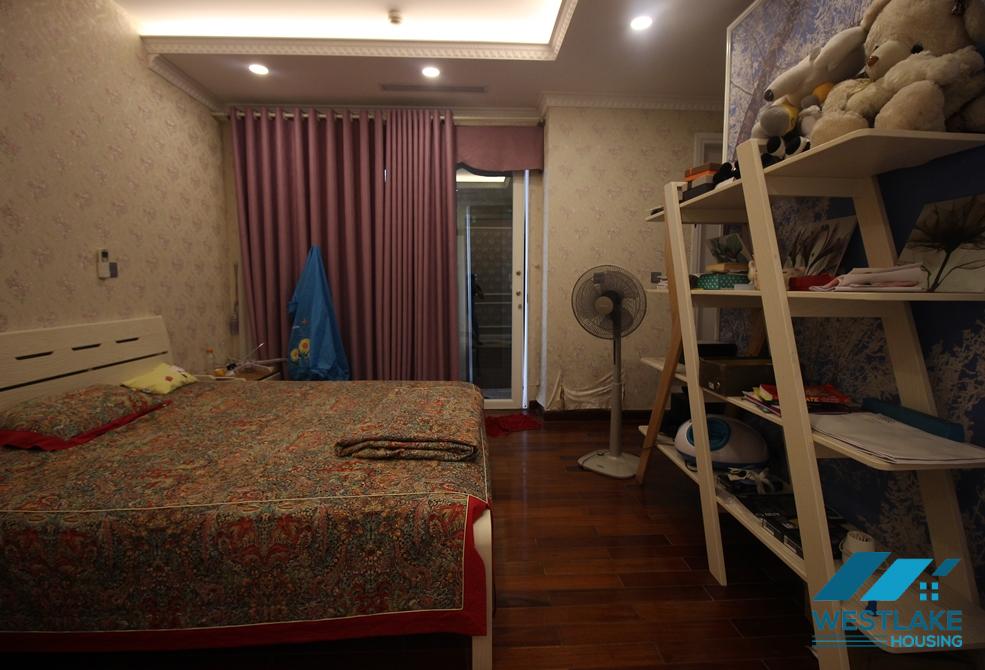 Nice apartment for rent in ciputra with luxurious furniture and modern equipment, Tay Ho, Ha Noi