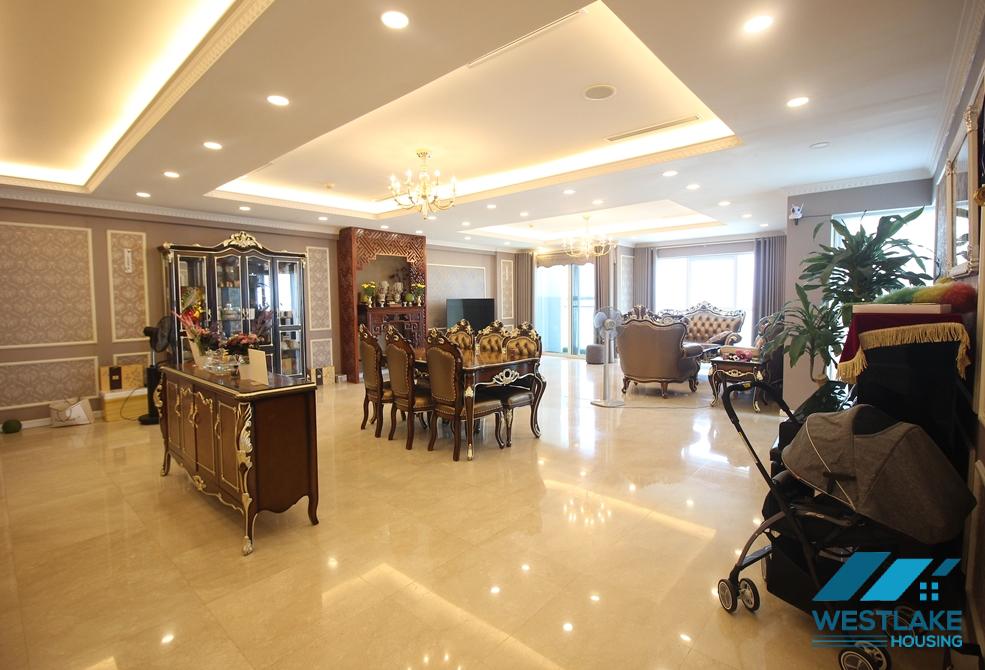 Nice apartment for rent in ciputra with luxurious furniture and modern equipment, Tay Ho, Ha Noi