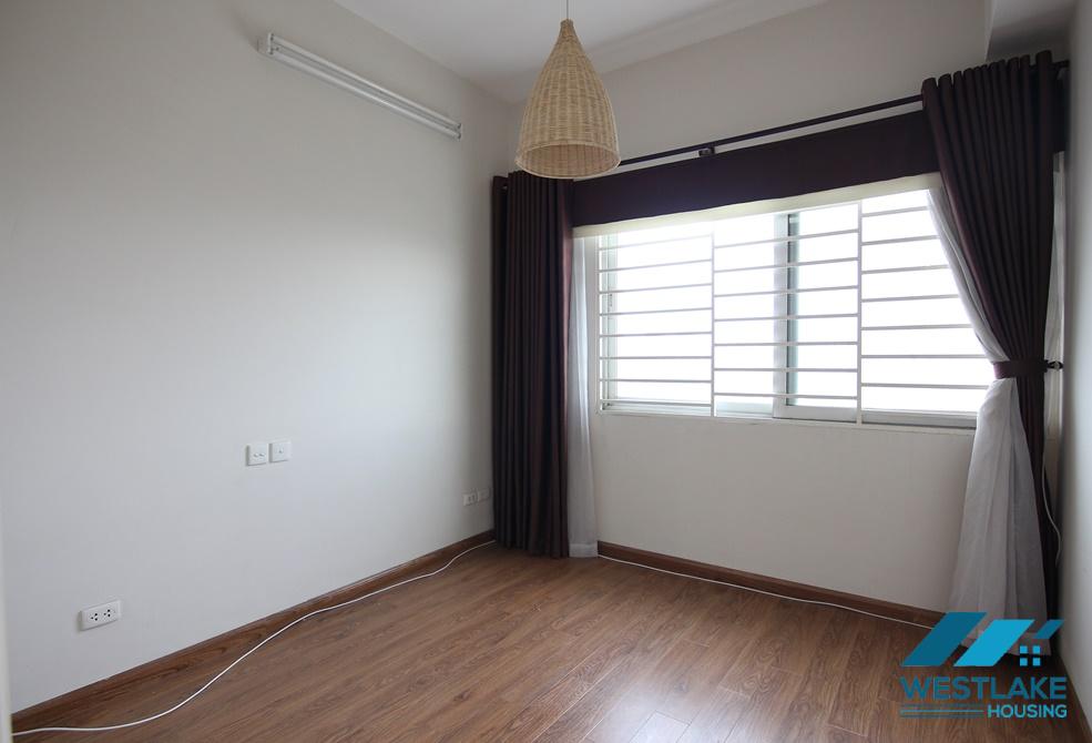 Cho thuê căn hộ 3 phòng ngủ rộng rãi tại tòa E, Ciputra, Hà Nội