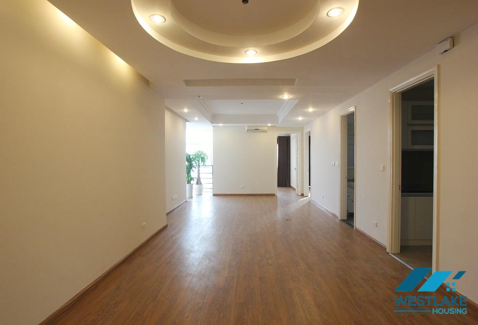 Cho thuê căn hộ 2 phòng ngủ chưa nội thất tại Ciputra, Tây Hồ, Hà Nội