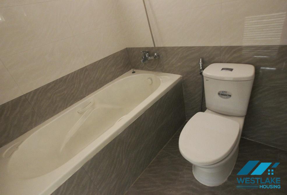 Cho thuê căn hộ 2 phòng ngủ chưa nội thất tại Ciputra, Tây Hồ, Hà Nội