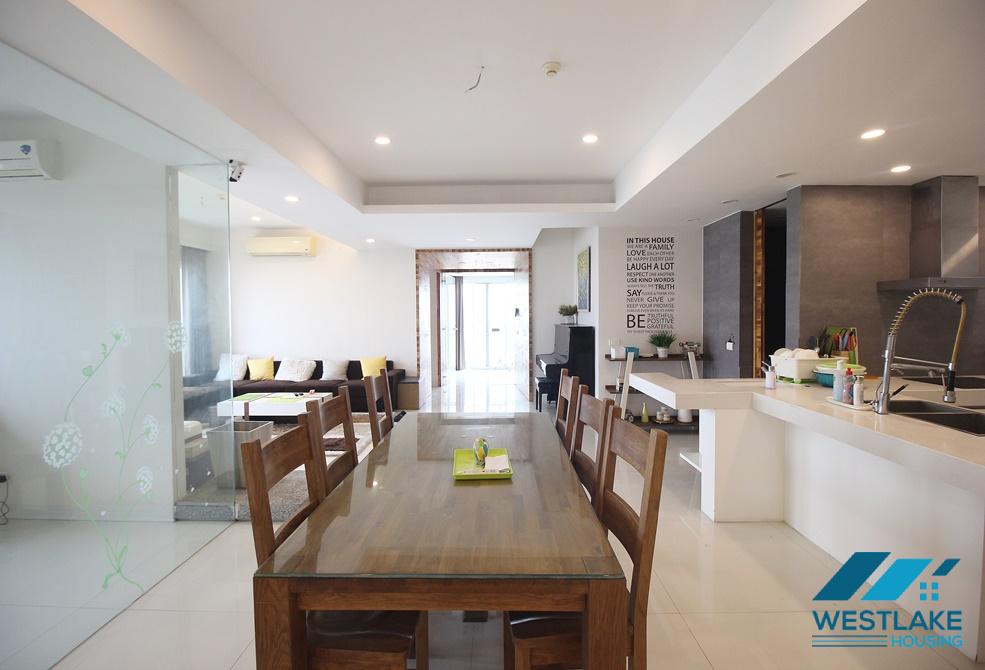 Cho thuê căn hộ 3 phòng ngủ đầy đủ nội thất tại Ciputra, Tây Hồ, Hà Nội