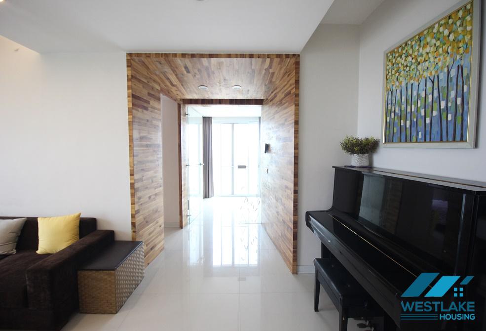 Cho thuê căn hộ 3 phòng ngủ đầy đủ nội thất tại Ciputra, Tây Hồ, Hà Nội