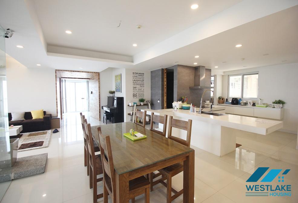Cho thuê căn hộ 3 phòng ngủ đầy đủ nội thất tại Ciputra, Tây Hồ, Hà Nội