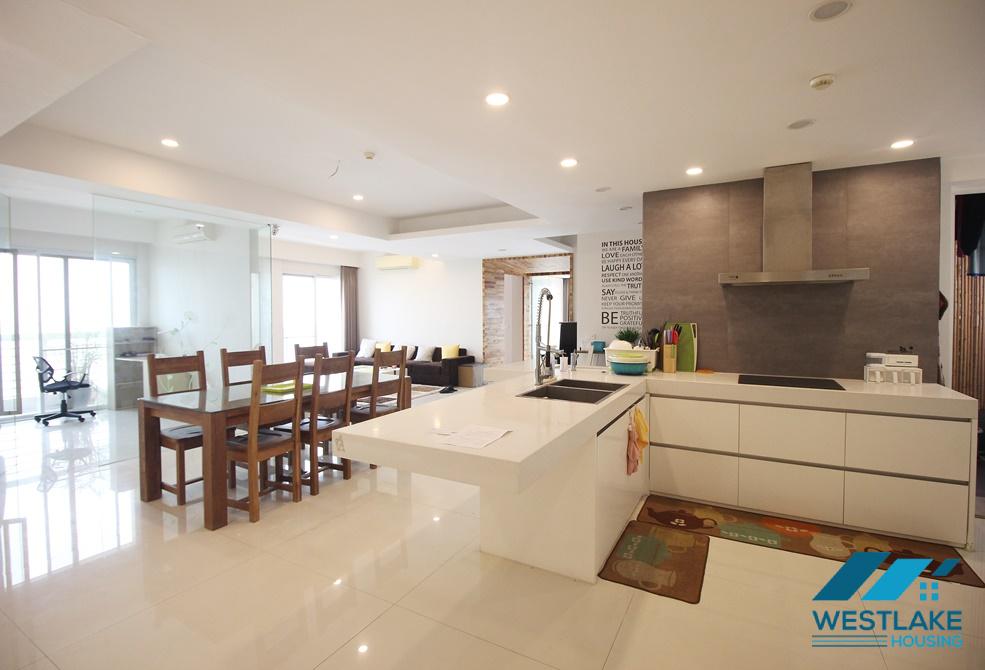 Cho thuê căn hộ 3 phòng ngủ đầy đủ nội thất tại Ciputra, Tây Hồ, Hà Nội