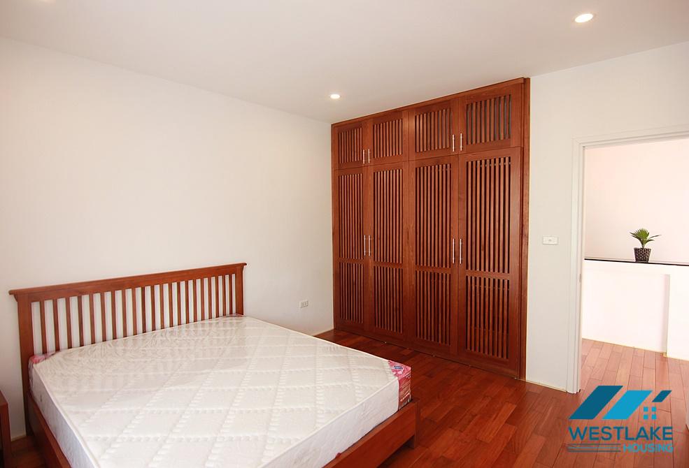 A nice and cozy 3 bedroom house for rent in Xuan Dieu, Tay Ho